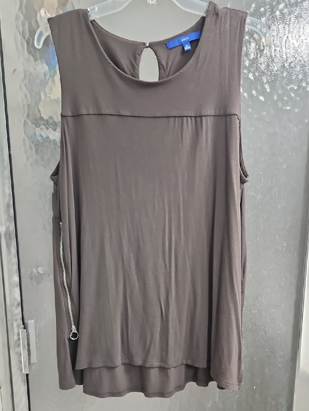 Apt. 9 Dark Olive Sleeveless Keyhole Zip-Accent Tank Top